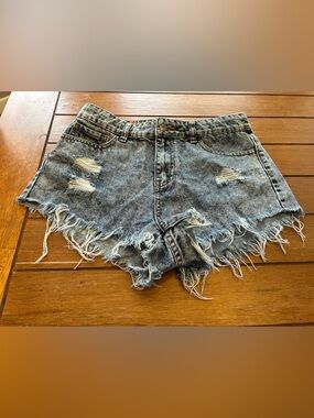 Women forever 21 Jean shorts